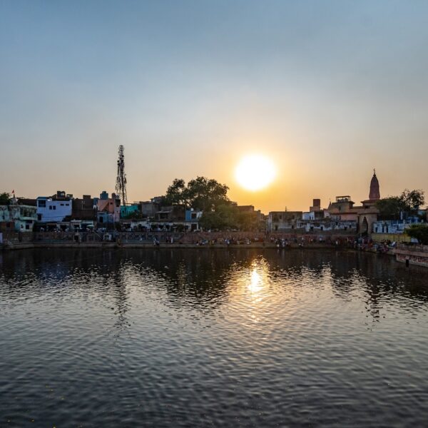 Vrindavan - Giriraj Ji - Kama
