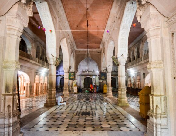 2 Days Giriraj Ji - Barsana - Nandgaon Tour Package