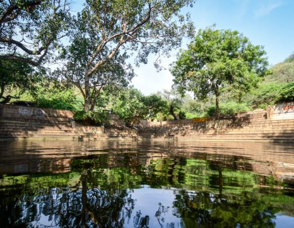 2 Days Giriraj Ji Tour Package