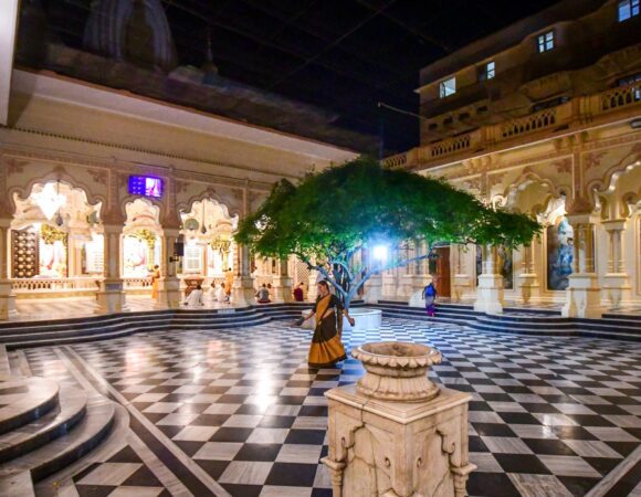 2 Days Vrindavan - Kaman Tour Package