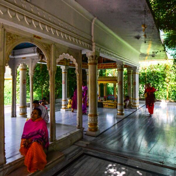 Vrindavan - Giriraj Ji Tour Package